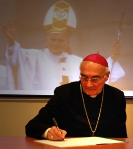 Mons. Luigi Conti al Convegno Diocesano degli Oratori - Foto di Antonella Simoni