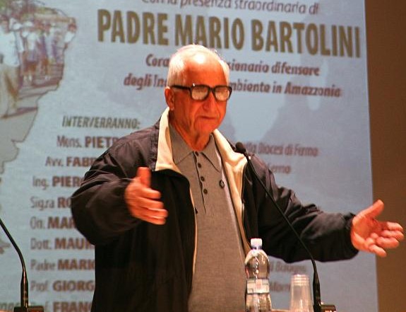 Il missionario passionista padre Mario Bartolini ha portato parole piene di energia e speranza cristiana ad un convegno a lui dedicato