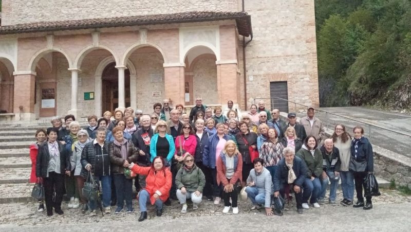 Un pellegrinaggio interparrocchiale dedicato agli anziani: bellezza, condivisione e fraternità