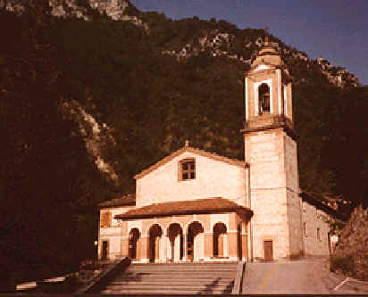 Il Santuario della Madonna dell'Ambro
